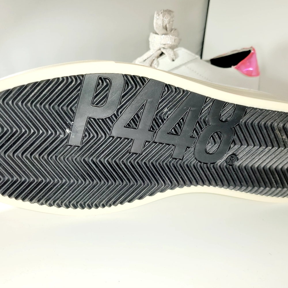 NWOT-❤️-P448-Ladies John Peakary Leather Sneakers-Sold at Dillards - Picture 16 of 16